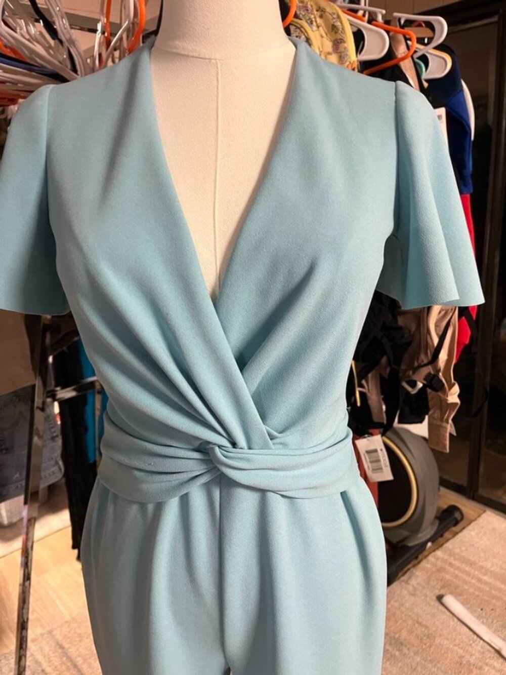 Maggy London G6023M Scuba Crepe Wide Leg Jumpsuit Milky Blue Twist Waist Size 0 - Picture 3 of 10